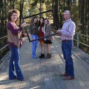 Meet your Posher, Christy